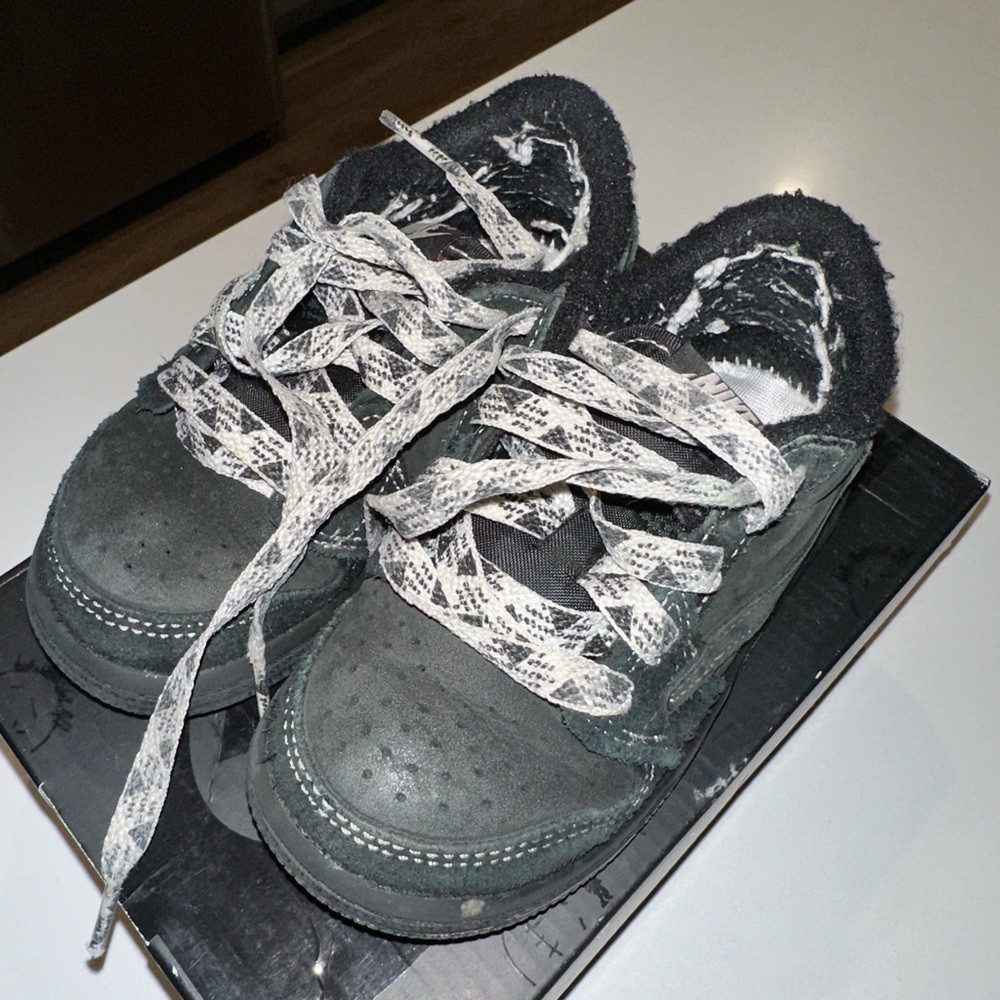 Travis Scott Stylish Black Kids Shoes